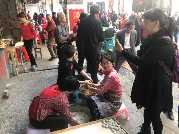 好戏上演！梅江区文化古城闹元宵活动举行